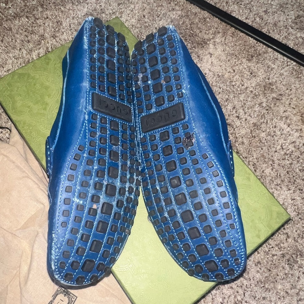 GUCCI INTERLOCKING G CUT-OUT LOAFERS SOFT CALF LEATHER ROYALE BLUE SZ 10.5 - Picture 2 of 4